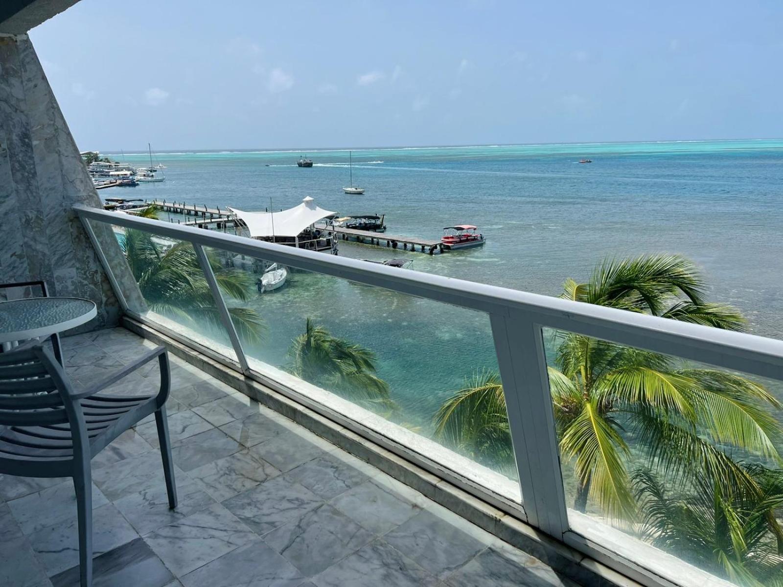 Apartamentos Con Playa Privada Y Vista Al Mar San Andrés Eksteriør bilde